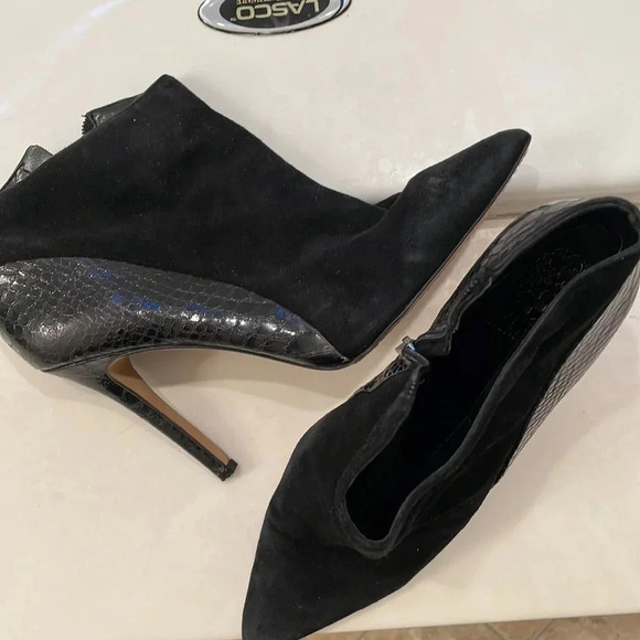 Vince Camuto boots size 10 - Picture 1 of 6